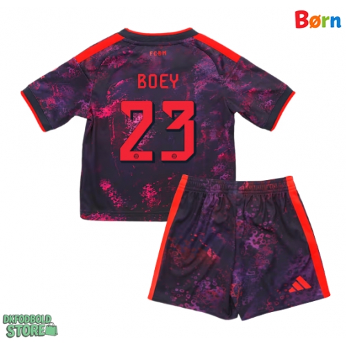 Bayern Munich Sacha Boey #23 Replika Babytøj Tredje sæt Børn 2026-27 Kortærmet (+ Korte bukser)